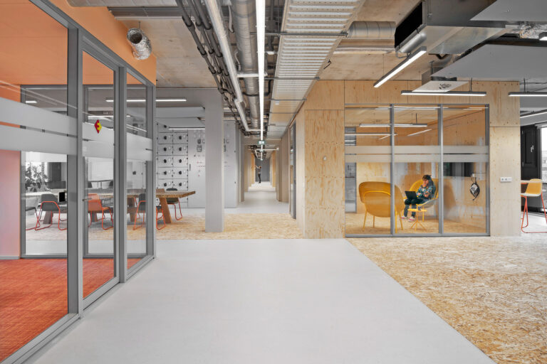 Enexis-Netbeheer-Vestiging-Grootzakelijk-Interieur-05B